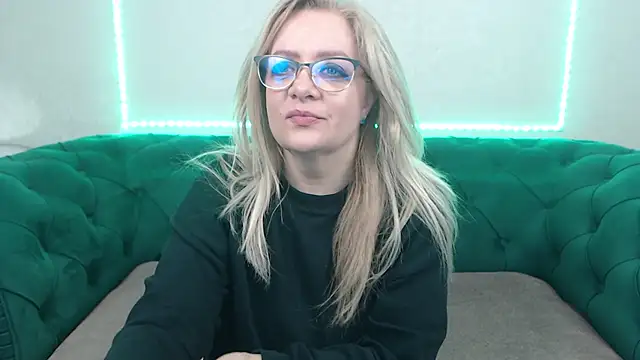 IvanaCharm online show from 03-26-26, 04:18