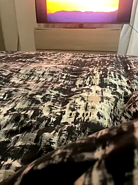 Snapshot of luna_14 chatting on 10-04-25, 01:42 luna 14 online show from 10-04-25, 01:42