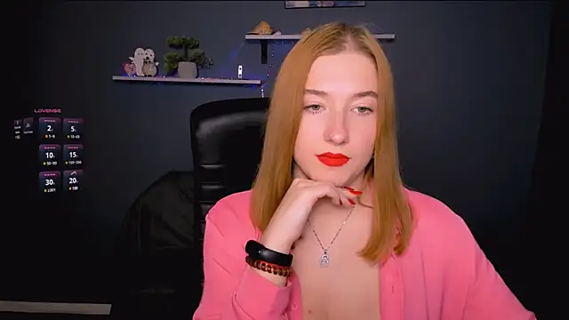 Snapshot of daisy_candy chatting on 12-11-24, 01:58 daisy candy online show from 12-11-24, 01:58