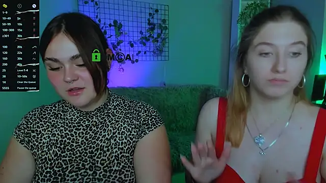 Snapshot of daisy_candy chatting on 09-21-25, 07:48 daisy candy online show from 09-21-25, 07:48