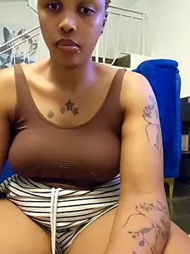 Snapshot of Drippincaty chatting on 03-03-26, 07:09 Drippincaty online show from 03-03-26, 07:09