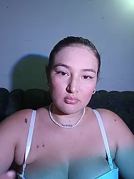 Celeste camila18 online show from 07-06-26, 06:32