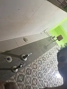 uthaman2271 online show from 10-25-25, 07:52