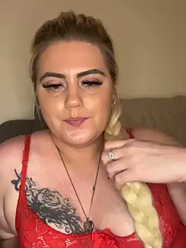 Snapshot of Blondiee3088 chatting on 01-26-25, 01:20 Blondiee3088 online show from 01-26-25, 01:20