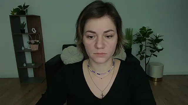 Snapshot of MariaSttone chatting on 12-11-24, 09:09 MariaSttone online show from 12-11-24, 09:09