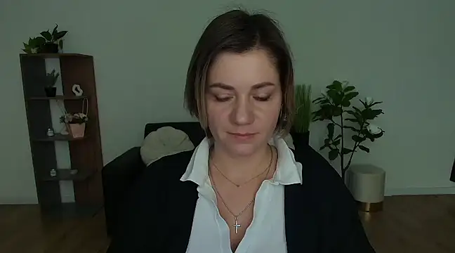 Snapshot of MariaSttone chatting on 12-15-24, 02:59 MariaSttone online show from 12-15-24, 02:59