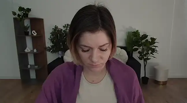 Snapshot of MariaSttone chatting on 01-15-25, 09:45 MariaSttone online show from 01-15-25, 09:45