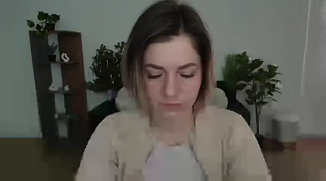 Snapshot of MariaSttone chatting on 01-16-25, 11:26 MariaSttone online show from 01-16-25, 11:26