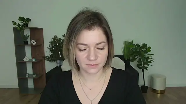 Snapshot of MariaSttone chatting on 01-22-25, 08:51 MariaSttone online show from 01-22-25, 08:51