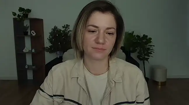 Snapshot of MariaSttone chatting on 01-26-25, 10:02 MariaSttone online show from 01-26-25, 10:02