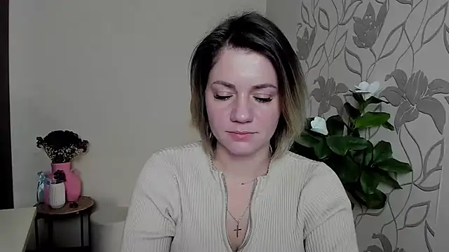 Snapshot of MariaSttone chatting on 02-18-25, 07:09 MariaSttone online show from 02-18-25, 07:09