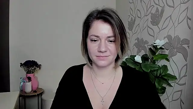 Snapshot of MariaSttone chatting on 02-22-25, 02:30 MariaSttone online show from 02-22-25, 02:30
