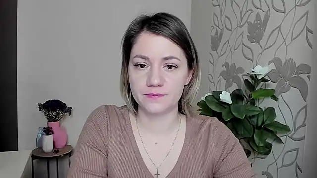 Snapshot of MariaSttone chatting on 02-26-25, 02:03 MariaSttone online show from 02-26-25, 02:03