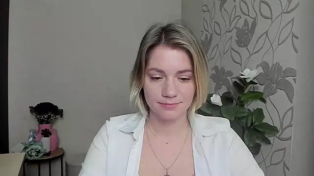 Snapshot of MariaSttone chatting on 03-12-25, 10:59 MariaSttone online show from 03-12-25, 10:59