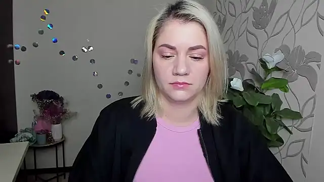 MariaSttone online show from 01-19-26, 04:11