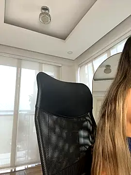 Snapshot of nicollefiorett chatting on 10-08-25, 09:12 nicollefiorett online show from 10-08-25, 09:12