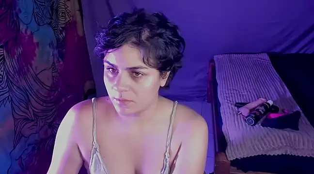 Snapshot of isabelacooperr chatting on 01-18-25, 04:48 isabelacooperr online show from 01-18-25, 04:48