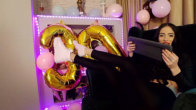 FeetVibe online show from 11-15-25, 08:33