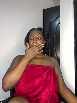 prettiepearl online show from 06-11-26, 06:39