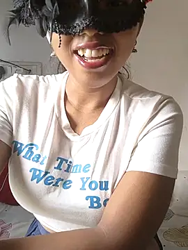 sandy naughty online show from 10-19-25, 08:59