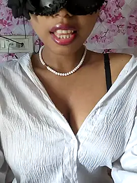 sandy naughty online show from 06-12-26, 05:17