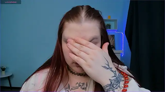 Snapshot of Crow_Diam0nd chatting on 12-08-24, 04:35 Crow Diam0nd online show from 12-08-24, 04:35