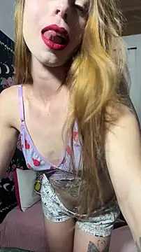 Snapshot of RuivaRaposinha chatting on 11-13-25, 12:42 RuivaRaposinha online show from 11-13-25, 12:42