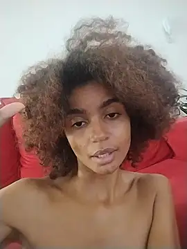 Snapshot of Emanuelle_manu chatting on 12-12-24, 02:00 Emanuelle manu online show from 12-12-24, 02:00