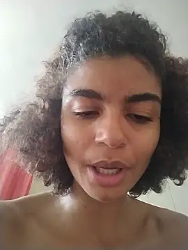 Snapshot of Emanuelle_manu chatting on 01-26-25, 11:39 Emanuelle manu online show from 01-26-25, 11:39