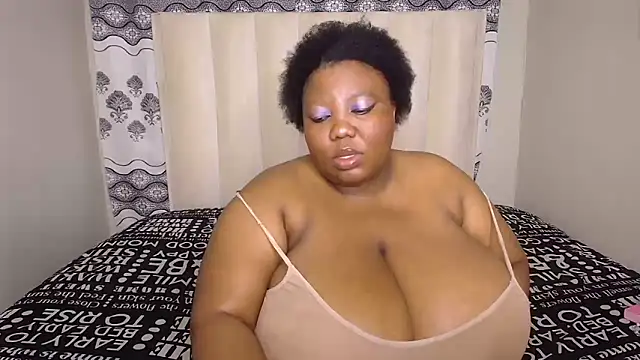 Snapshot of DAIRYBELLELIZxx chatting on 01-05-26, 08:45 DAIRYBELLELIZxx online show from 01-05-26, 08:45