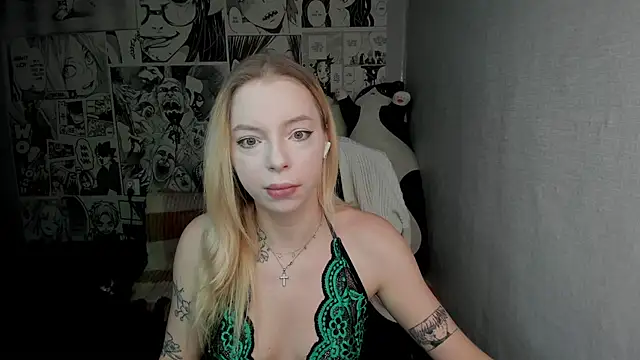 Martha Cameron online show from 12-03-24, 08:39
