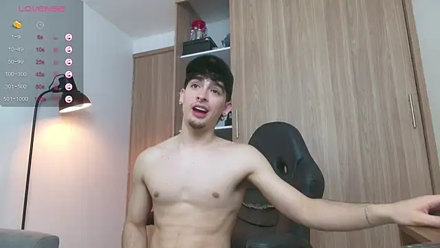 zenn rush1 online show from 02-17-25, 04:37