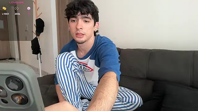 zenn rush1 online show from 09-25-25, 12:53