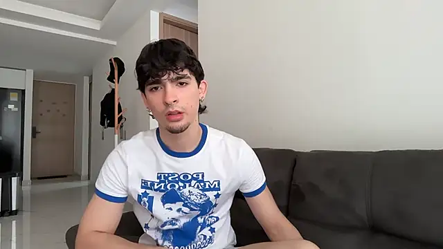 zenn rush1 online show from 11-01-25, 02:30