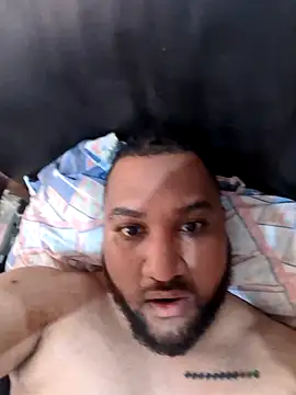 Snapshot of HornyGamerMW chatting on 08-07-26, 04:36 HornyGamerMW online show from 08-07-26, 04:36