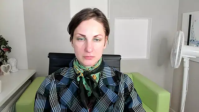 Snapshot of AuroraScript chatting on 12-04-24, 07:12 AuroraScript online show from 12-04-24, 07:12