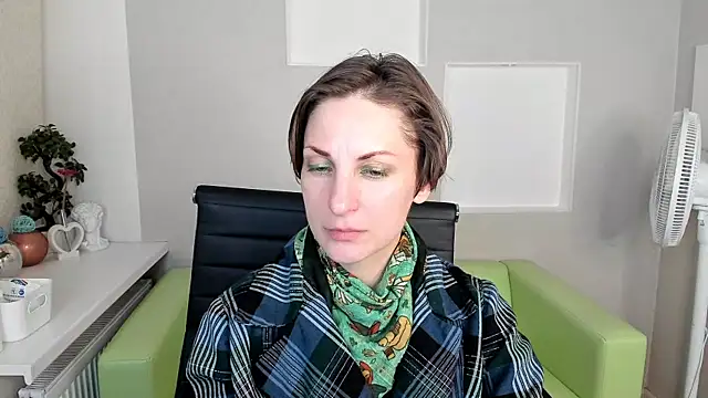 Snapshot of AuroraScript chatting on 12-05-24, 01:25 AuroraScript online show from 12-05-24, 01:25