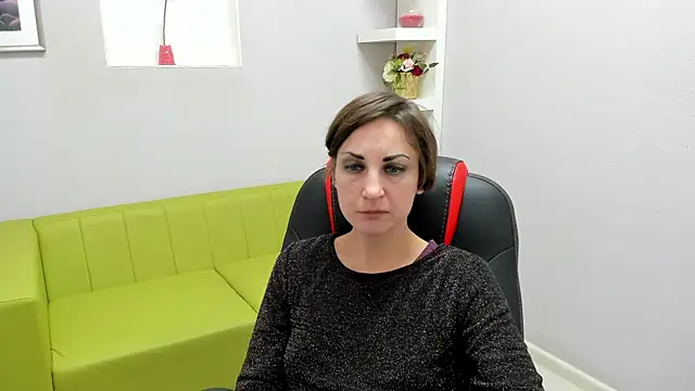 Snapshot of AuroraScript chatting on 12-11-24, 07:14 AuroraScript online show from 12-11-24, 07:14