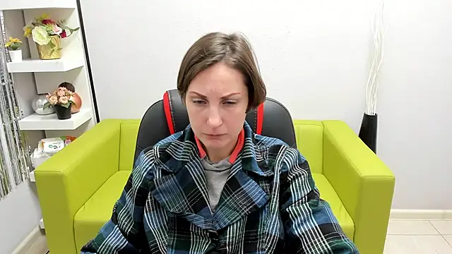 Snapshot of AuroraScript chatting on 12-26-24, 06:54 AuroraScript online show from 12-26-24, 06:54