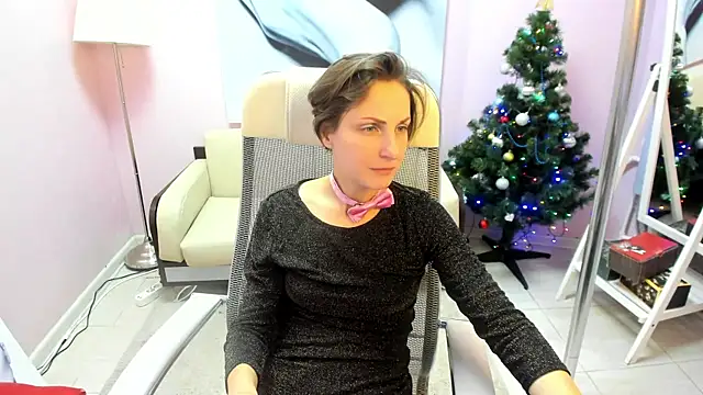 Snapshot of AuroraScript chatting on 01-01-25, 06:27 AuroraScript online show from 01-01-25, 06:27