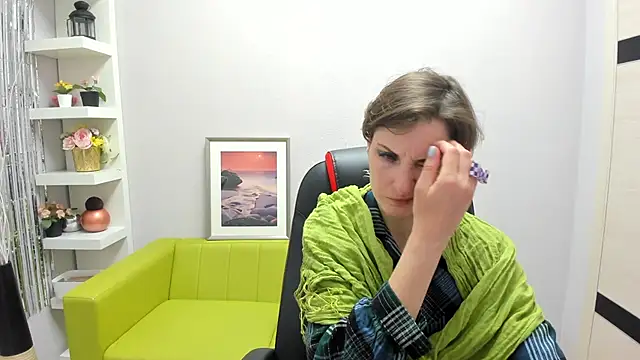 Snapshot of AuroraScript chatting on 02-26-25, 07:05 AuroraScript online show from 02-26-25, 07:05