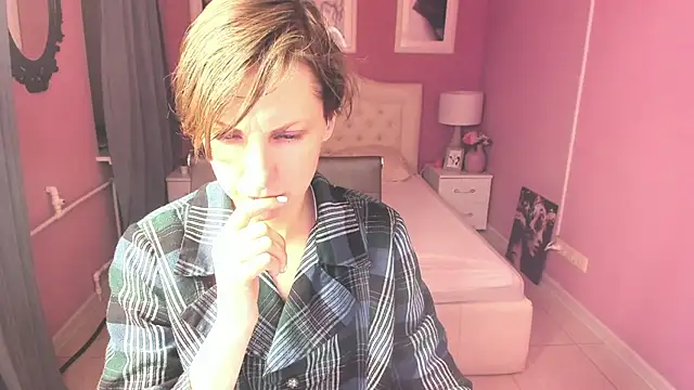 Snapshot of AuroraScript chatting on 03-09-25, 12:53 AuroraScript online show from 03-09-25, 12:53