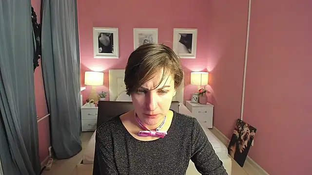 Snapshot of AuroraScript chatting on 03-12-25, 03:29 AuroraScript online show from 03-12-25, 03:29