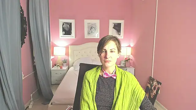 Snapshot of AuroraScript chatting on 03-12-25, 10:17 AuroraScript online show from 03-12-25, 10:17