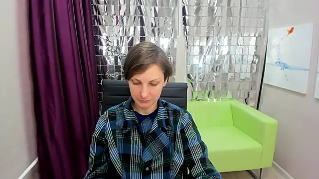 Snapshot of AuroraScript chatting on 03-22-25, 03:20 AuroraScript online show from 03-22-25, 03:20