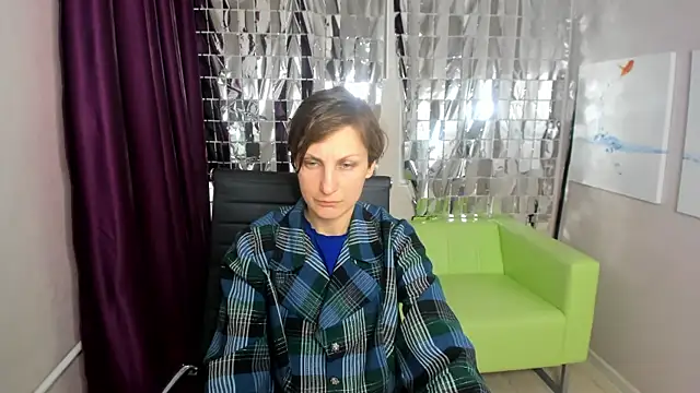 Snapshot of AuroraScript chatting on 03-22-25, 06:25 AuroraScript online show from 03-22-25, 06:25