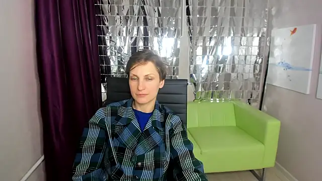 Snapshot of AuroraScript chatting on 03-23-25, 12:36 AuroraScript online show from 03-23-25, 12:36