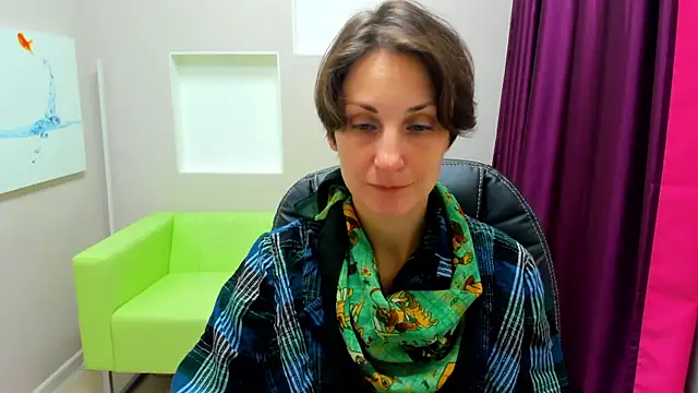 Snapshot of AuroraScript chatting on 11-05-25, 03:23 AuroraScript online show from 11-05-25, 03:23