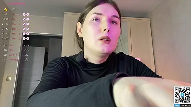 Maria Bowie online show from 09-25-25, 07:34