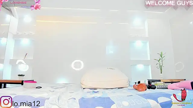 Snapshot of julietha_taylor chatting on 03-05-25, 08:21 julietha taylor online show from 03-05-25, 08:21